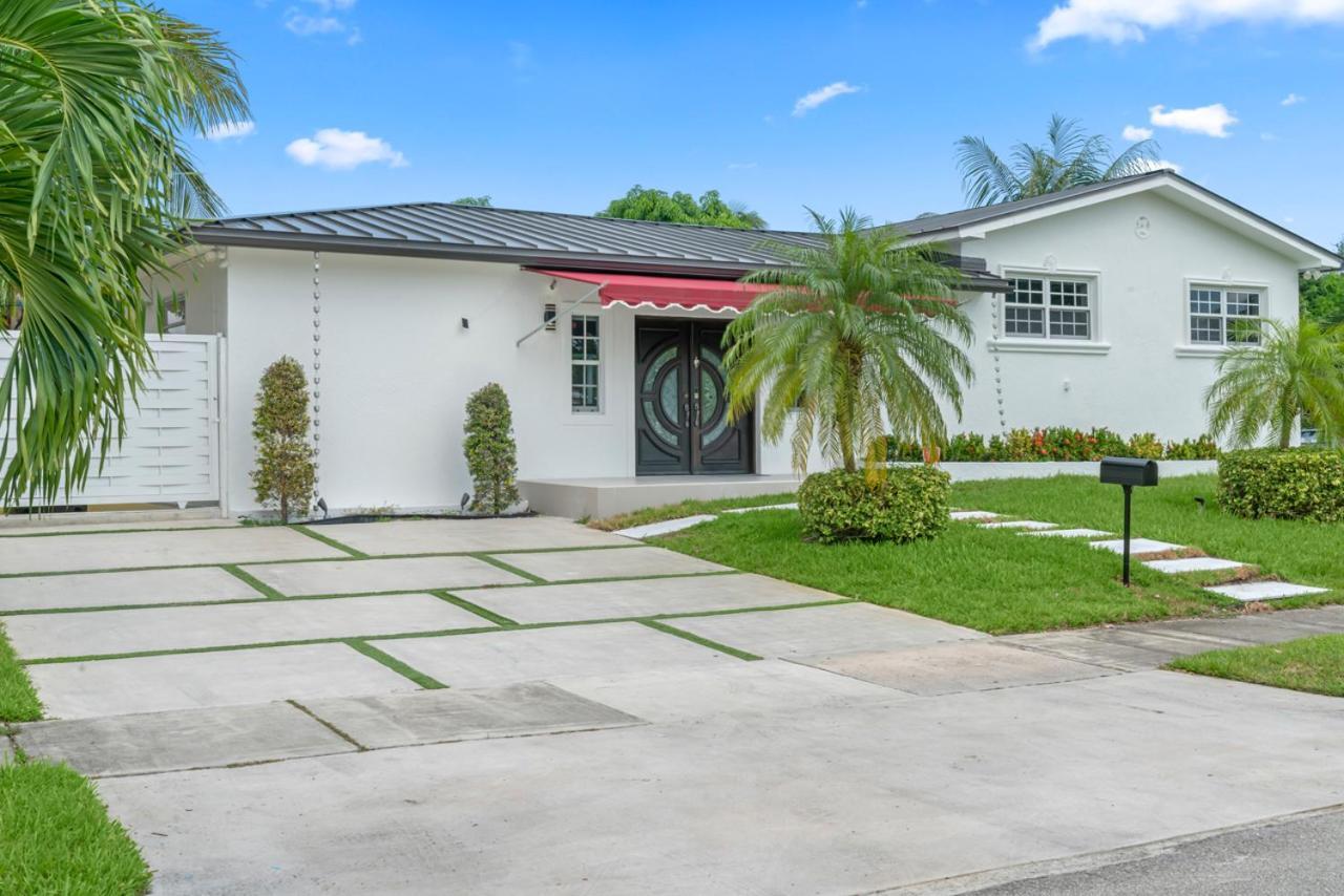 Miami Fun Home With Pool & Games L30 Eksteriør billede